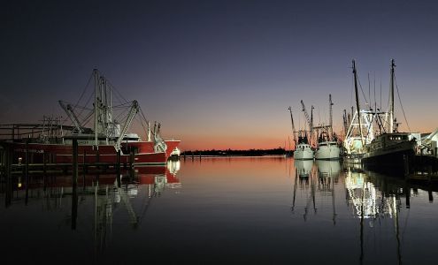 Oriental town dock Oriental