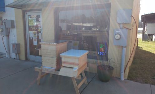 Shamrock's Buzzy Bee