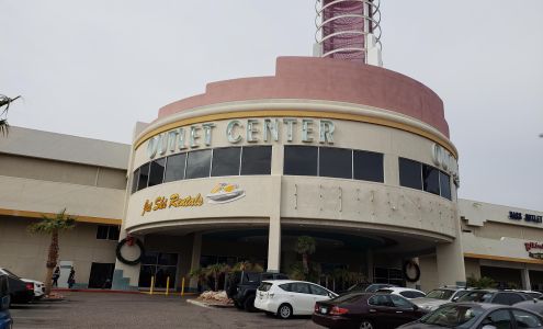 Laughlin Outlet Center