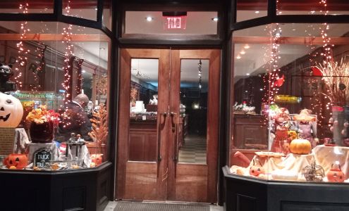 Commodore Chocolatier