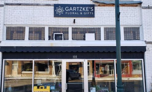Gartzke's Floral and Gifts 108 S Main St, Blue Earth Minnesota 56013