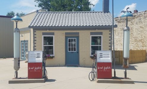 Soul Sister Ceramics Courtland