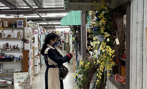 Heartland Antique Mall