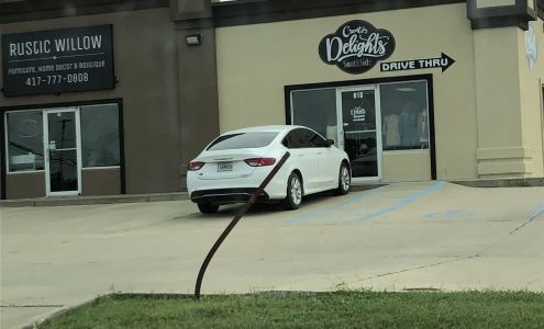 Rustic Willow Bolivar