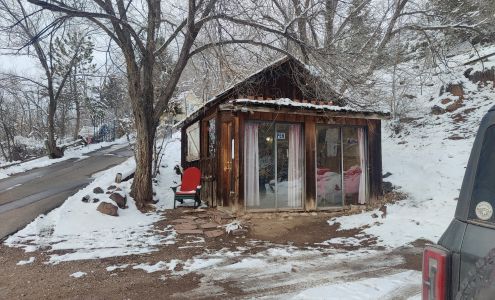 Basalt Barber Shop 302 Midland Ave, Basalt Colorado 81621