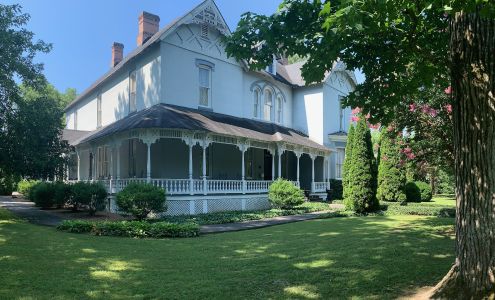 Falcon Rest Mansion & Gardens