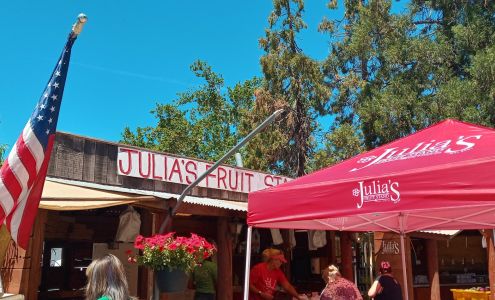 Julia's Fruit Stand Los Molinos