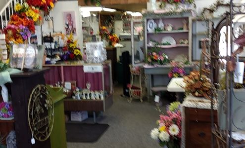 McClure's Flowers Plus 222 E 12th St, Schuyler Nebraska 68661