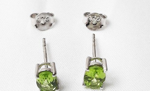 Katt's Curio Cabinet Brookfield