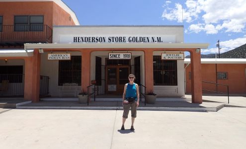 Hendersons Store Sandia Park