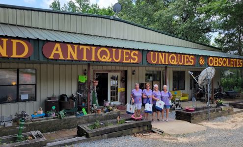 The Vintage Pearl Market, LLC