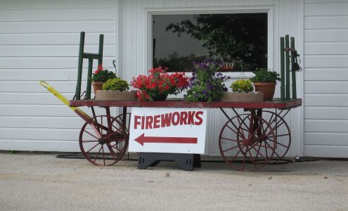 QuadCityFireworks.com & Nostalgia Pyrotechnics, Inc Osco