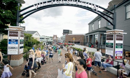 Freeport Village Station