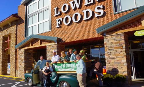 Lowes Foods of Holly Springs