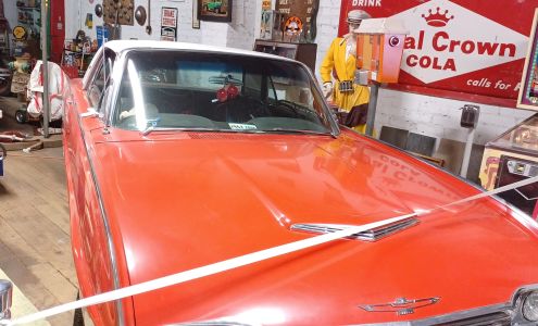 600 Spring Street Antique