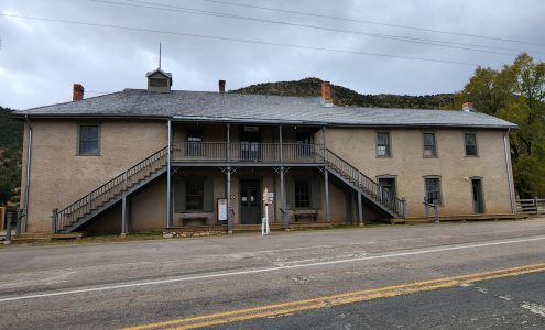 Old Lincoln County Courthouse Lincoln