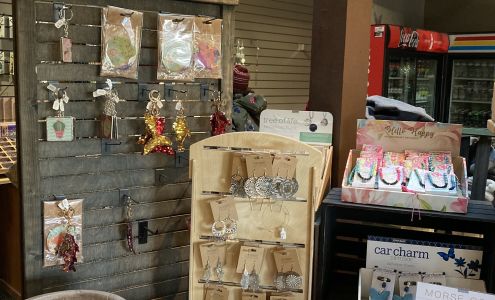 Snoqualmie Falls Gift Shop and Visitor Center