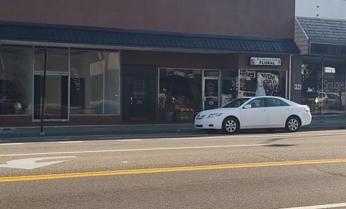 Rainbow's End Floral