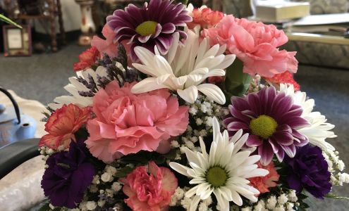 Milam Floral 624 12th St, Havre Montana 59501