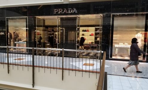 Prada McLean Tyson Mall