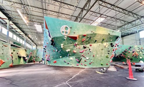 Austin Bouldering Project - Springdale