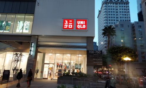 UNIQLO The BLOC