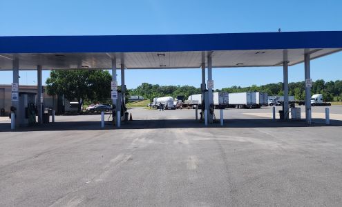 Quarters Casino & Travel Plaza