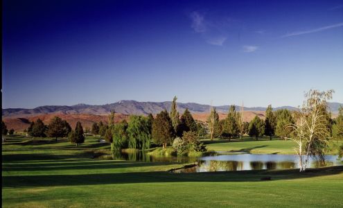 Eagle Hills Golf Course