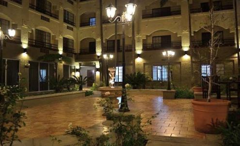 DoubleTree by Hilton Chatsworth