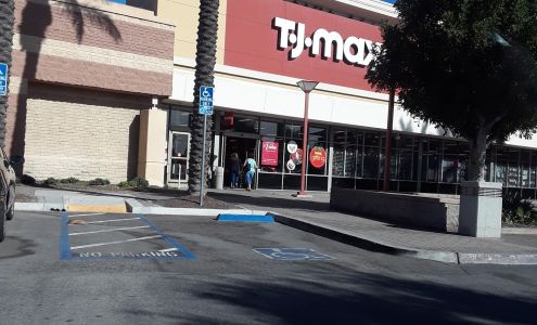 Palm Court Shopping Center