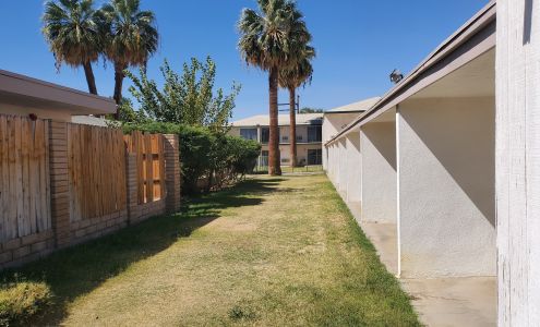 Shadow Park Inns & Suites