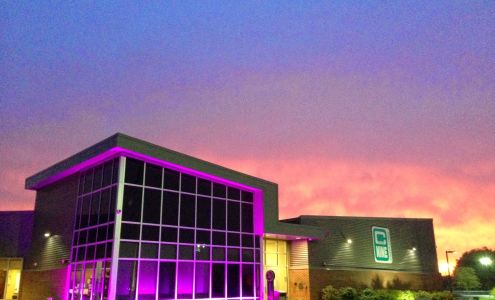 Central Nine Career Center