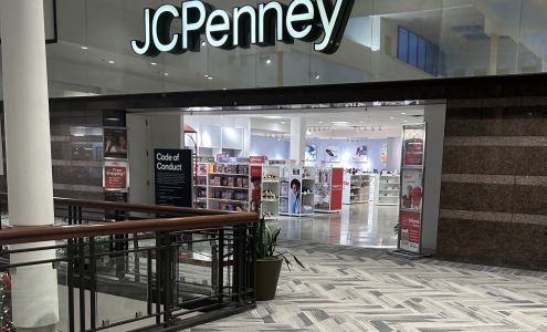 St. Charles Towne Center