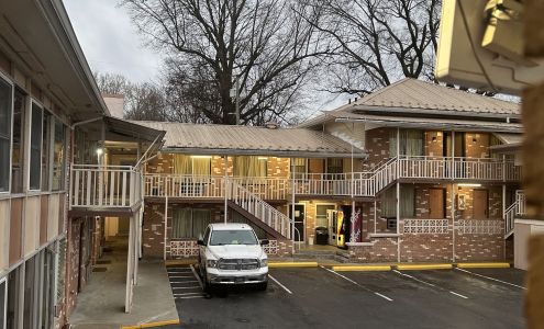 James Madison Inn Motel