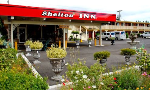 Shelton Inn