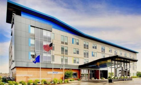 Aloft Green Bay