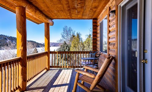 Half Moon Lake Lodge