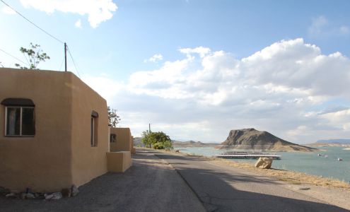 Dam Site Lodging & Marina