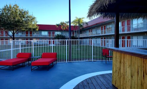 Vero Beach Inn & Suites Vero Beach I-95