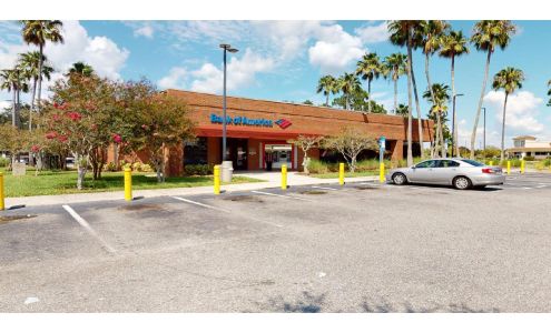 Bank of America (with Drive-thru services)