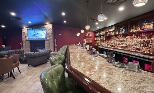 Santino's Cigars & Cocktails