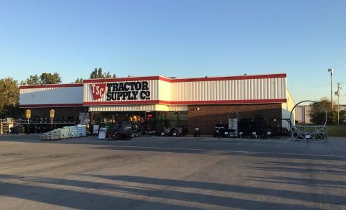 Tractor Supply Tiffin