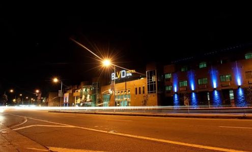 BLVD Hotel & Studios - Walking Distance to Universal Studios Hollywood