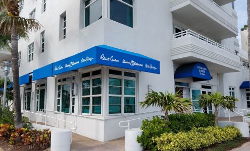 STYLE IN (Sunglasses & Swim By Style In)