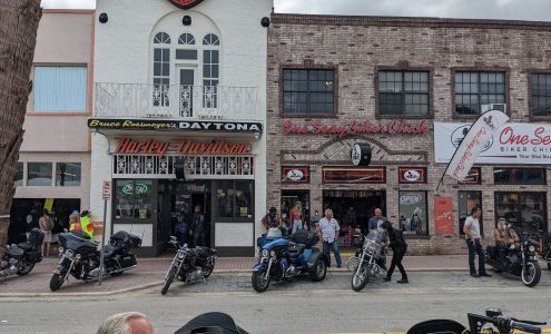 One Sexy Biker Chick