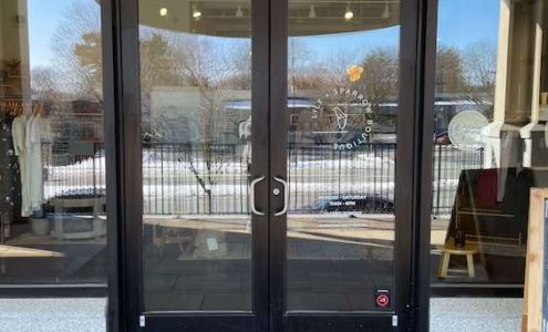 Lily & Sparrow Boutique