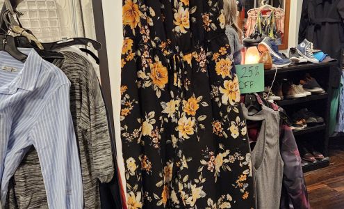 Periwinkles Consignment Store