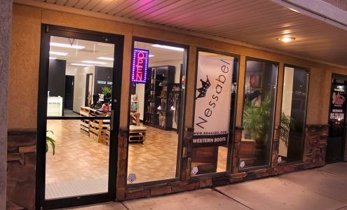 Nessabel Western Boots