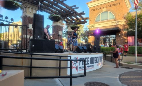 Shadow Lake Towne Center