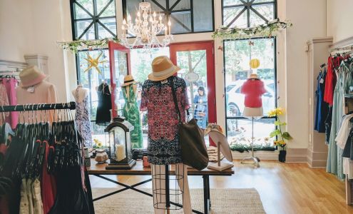Traveling Chic Boutique Greenville